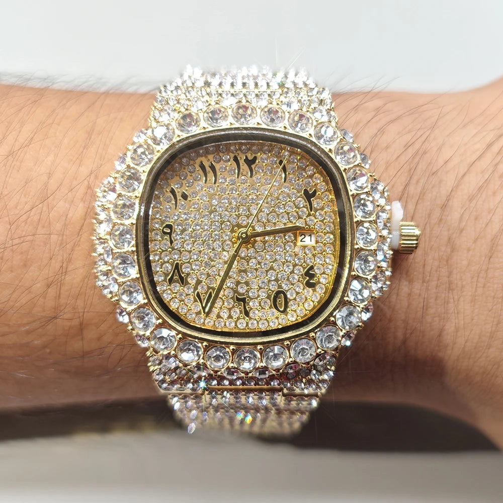 UNIGUET QUARTZ WATCH