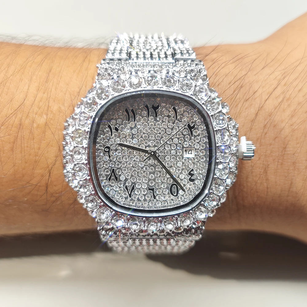 UNIGUET QUARTZ WATCH